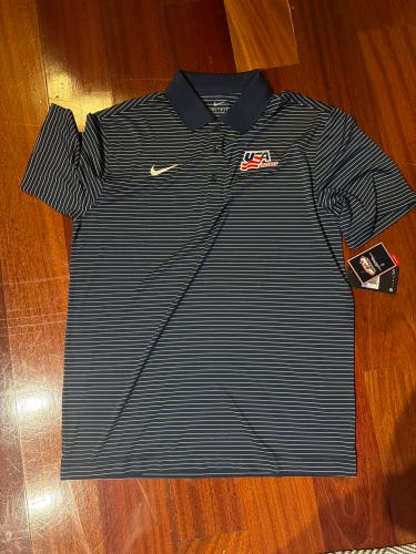 New Nike USA Hockey Team Issued World Juniors Golf Polo Shirt Striped Blue Size Medium NWT