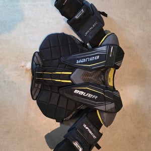Medium Bauer Supreme 2S Pro Goalie Chest Protector