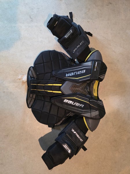 Medium Bauer Supreme 2S Pro Goalie Chest Protector