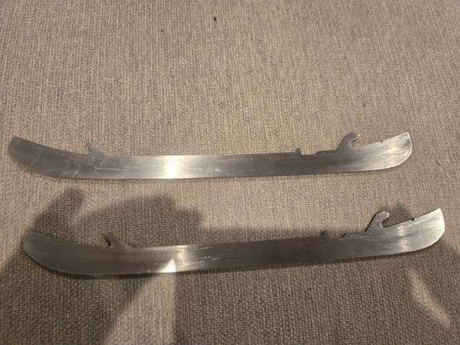 Bauer LS3 steel size 272