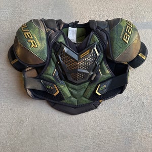 Intermediate Medium Bauer Supreme GS Shoulder Pads (Used)