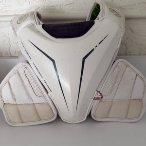 Small / Medium Adult Maverik Shoulder Pads (Used)