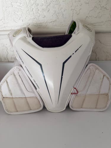 Small / Medium Adult Maverik Shoulder Pads (Used)