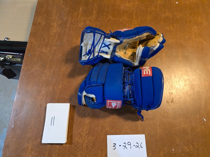 Vintage Brine Lacrosse Gloves #11