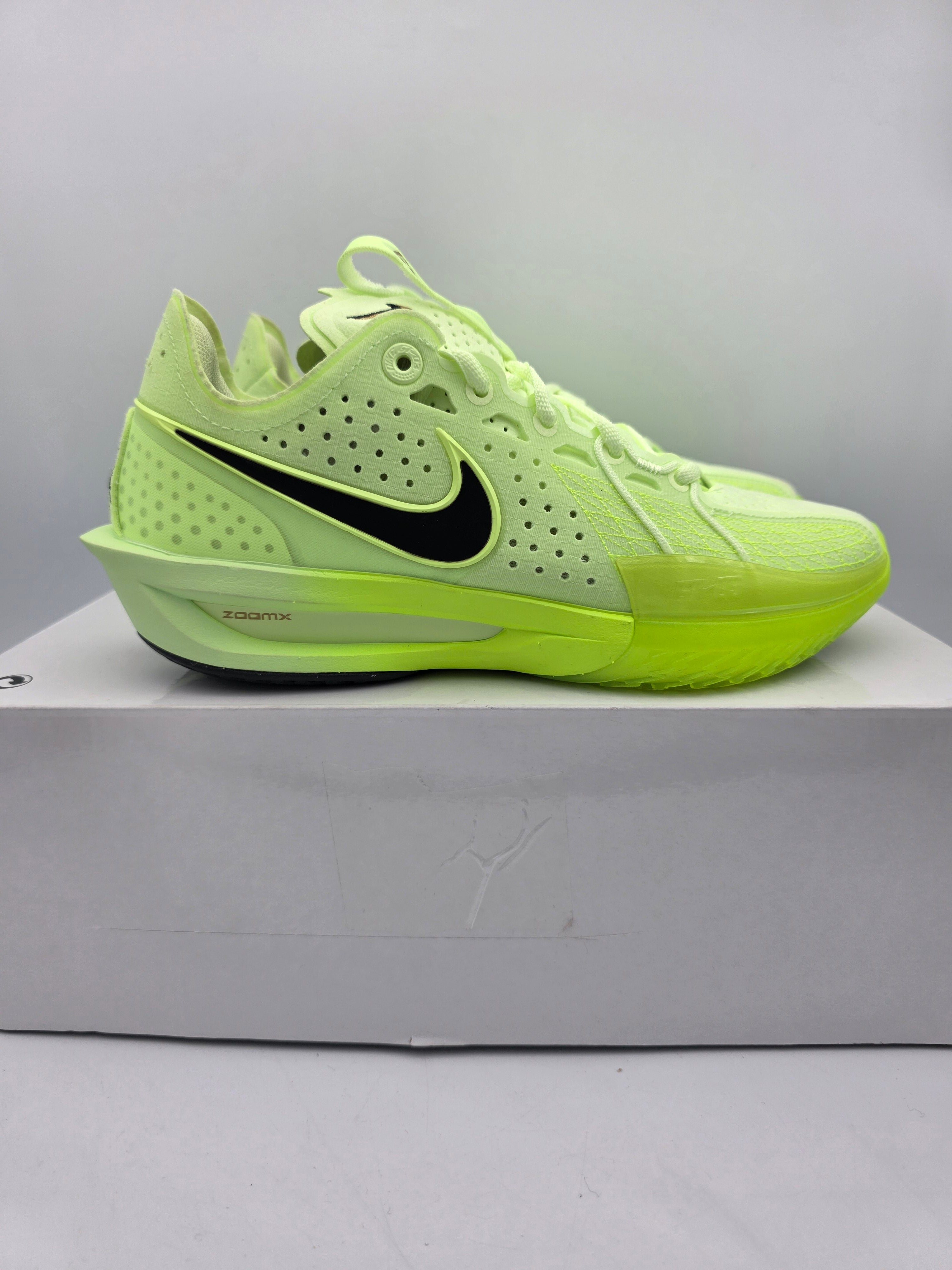 Nike G.T. Cut 3 The Illusionist Barely Volt Men\'s Size 15 DV2913-700 Nike Air Zoom GT Cut 3 Illusionist Basketball Shoes Men Sz  main image 4