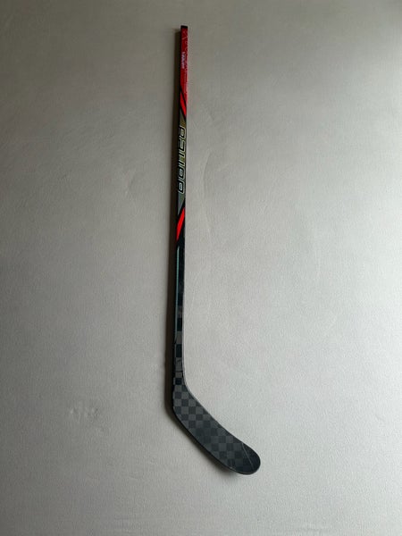 New 87 Flex P28M Senior Bauer Nexus Tracer Right Hand Pro Stock Hockey Stick - Red