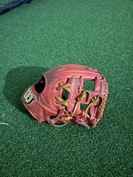 Wilson RH Infield JapanStaff Baseball Glove 11.5" (Used)