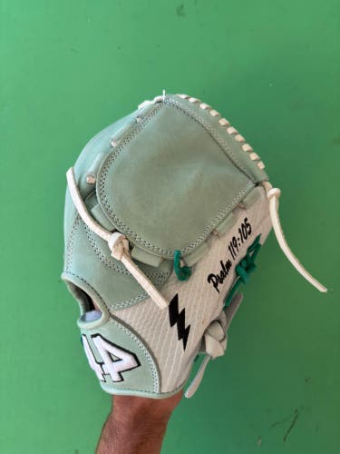 Green 44 Pro Signature Series RH Pitcher's Baseball Glove 11"