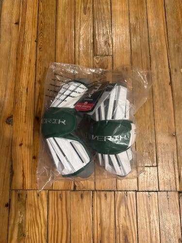 Wagner College (NY) - Arm Guard NWT