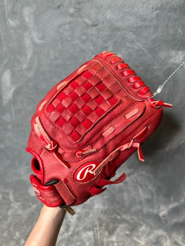 Red Rawlings Highlight Series RH Pitcher's Baseball Glove 12" (Used)