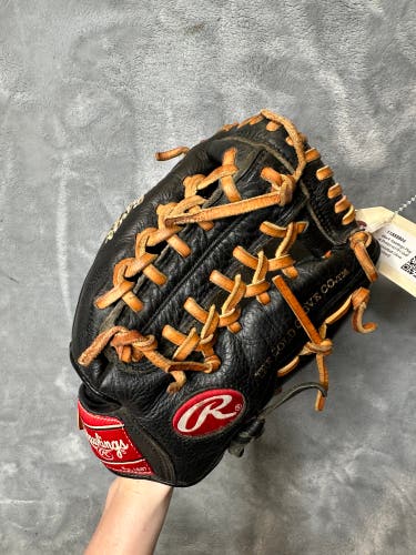 Black Rawlings Player Preferred RH Outfield Baseball Glove 11.25" (Used)