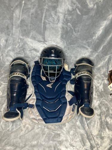 Youth Easton Gametime Catcher's Set (Used)