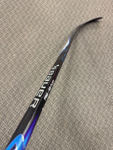 Intermediate Bauer Vapor Flylite Left Hand Hockey Stick P92 55 Flex (New)