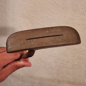 Acushnet Bullseye Golf Putter W-FLO 4A Slotted Blade Fluted Steel Shaft 34.5” RH