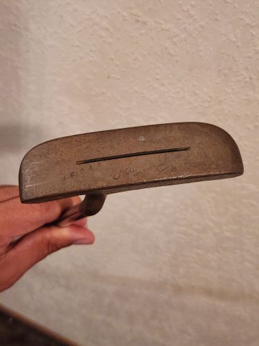 Acushnet Bullseye Golf Putter W-FLO 4A Slotted Blade Fluted Steel Shaft 34.5” RH