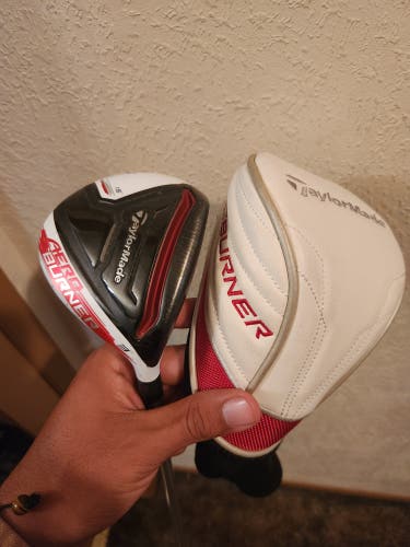 TaylorMade Aero Burner 3 Wood 15° RH Golf Club - Fujikura Fit On Max 55FW-Lite