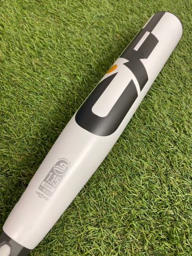 DeMarini CF (2 5/8") USSSA Bat 2022 (-5)