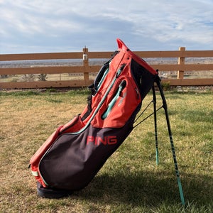 PING 2020 Hoofer 14 Stand Golf Bag – Very Good Condition
