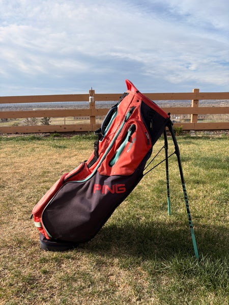PING 2020 Hoofer 14 Stand Golf Bag – Very Good Condition