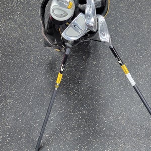 Used Walter Hagen 7 PIECE WITH BAG Jr Package Set RH None 7 Piece 11497-S000156523