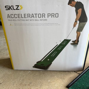 SKLZ Accelerator Pro Putting Mat