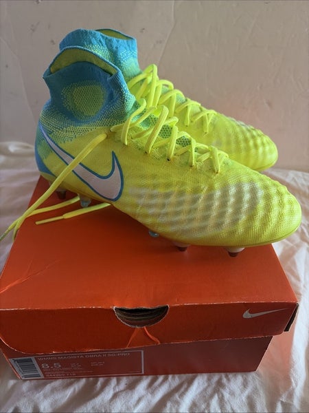 Brand New Womens Size 8.5 Nike SIZE MAGISTA OBRA II SG-PRO Lacrosse Cleats