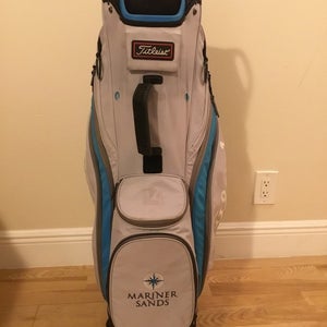 Titleist Cart 14 Golf Bag with 14-way Dividers (No Rain Cover)