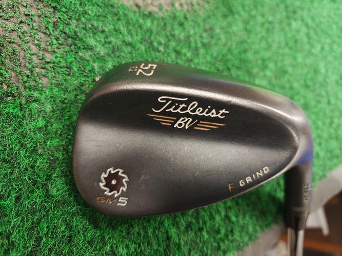 Titleist Vokey Design SM5 Black Gap Wedge GW 52 Degree 52.12 F Grind