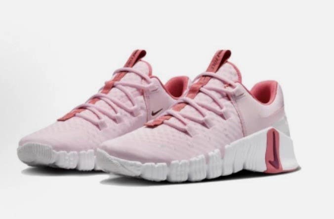 Size 5 - Nike Free Metcon 5 Pink Foam (Women's) DV3950-603