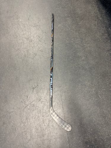 (NEW) Junior True HZRDUS 9x4 Left Hand Hockey Stick T92 50 Flex