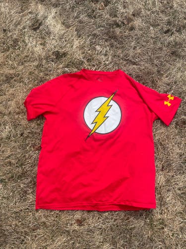 DC comics the flash Red Large Men's Under Armour Shirt (Used)