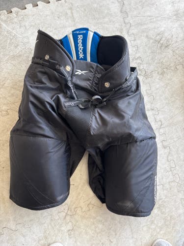 Senior Large Reebok 10K Hockey Pants (Used)