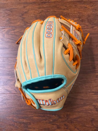 2025 Wilson DP15 Dustin Pedroia fit A2000 RH Infield Baseball Glove 11.5"