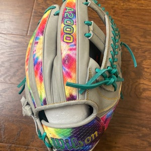 2023 Wilson A2000 1785SS RH Infield Baseball Glove 11.75" Omaha Kaleidoscope Wilson Exclusive