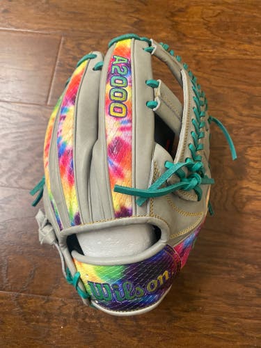 2023 Wilson A2000 1785SS RH Infield Baseball Glove 11.75" Omaha Kaleidoscope Wilson Exclusive