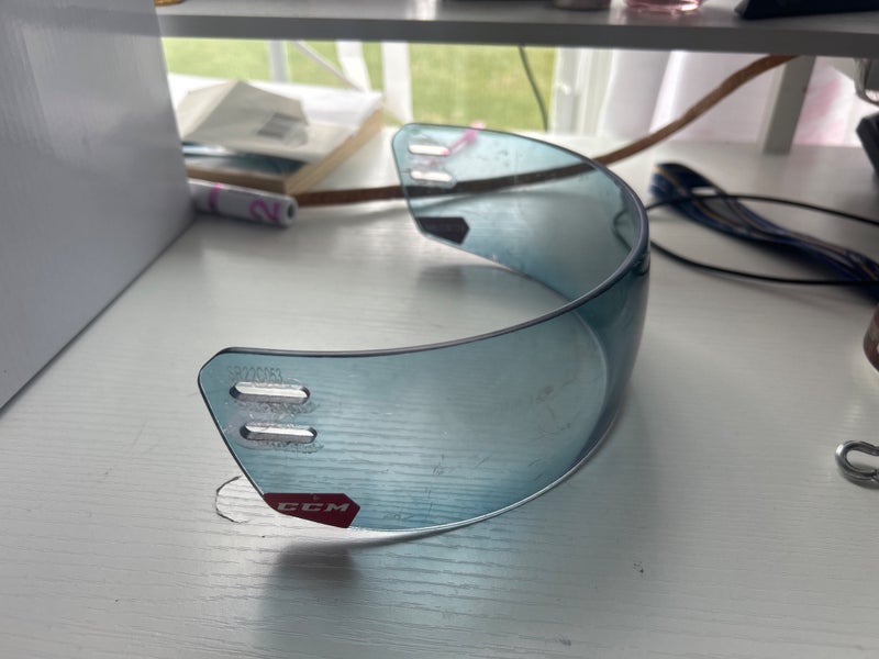 Blue tinted Medium CCM VRPRO Visor (Used)