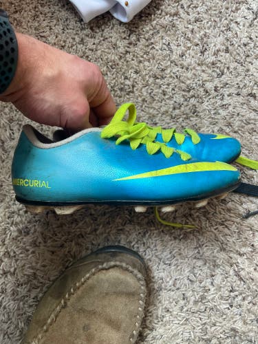 Blue Unisex 2Y (Big Kids / Youth) Nike JR MERCURIAL VAPOR X FG Molded Cleats Cleats (Used)