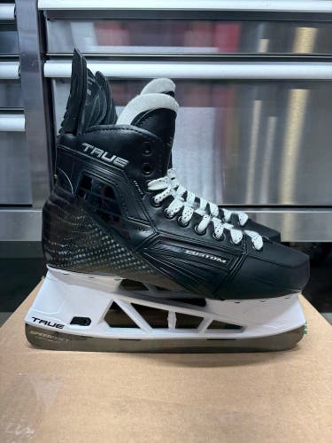 True Custom SVH Pro Skate Size 8 Regular Width (New) OHL Prostock