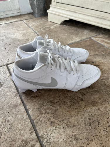 White Men's Size M 12.5 (W 13.5) Adult Jordan Cleats (New)