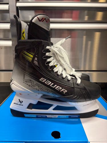 Bauer Vapor Hyperlite2 Hockey Skates NCAA Pro Stock Size 7 FIT 3 263mm (New)