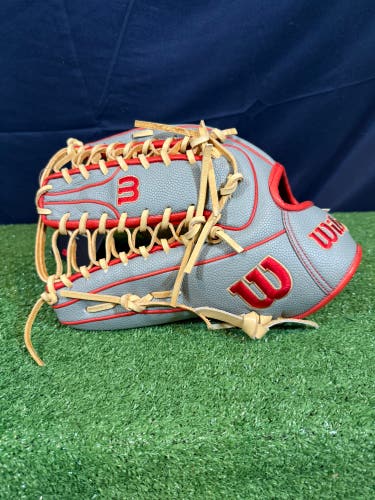 2024 Wilson A2000 LHT Outfield Baseball Glove 12.75" (New)