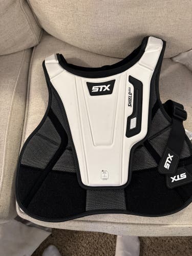 Large STX Shield 600 Chest Protector (Used)