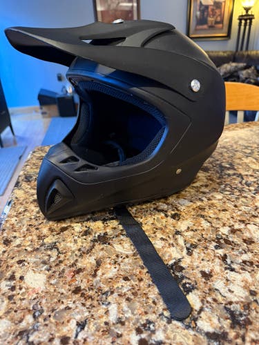 Black Men's Ultimate (Used)