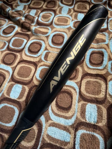 2020 AXE Avenge Composite BBCOR Certified Bat (-3) 30 oz 33" (Used)