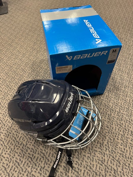 Medium Navy Bauer Re-Akt 85 Helmet (New) combo