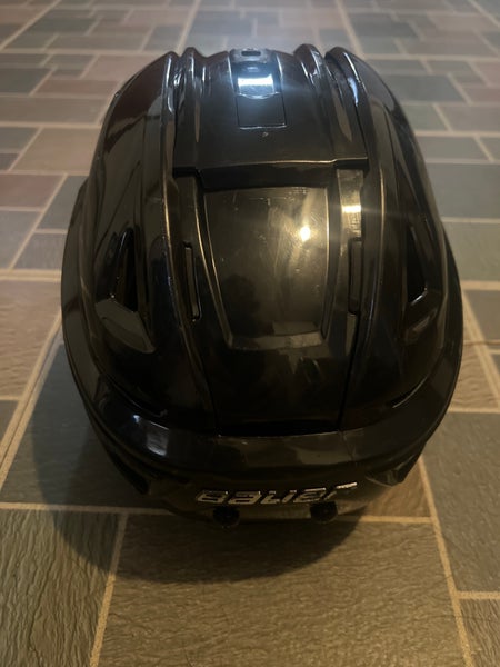 Medium Bauer Re-Akt 155 Helmet (Used)