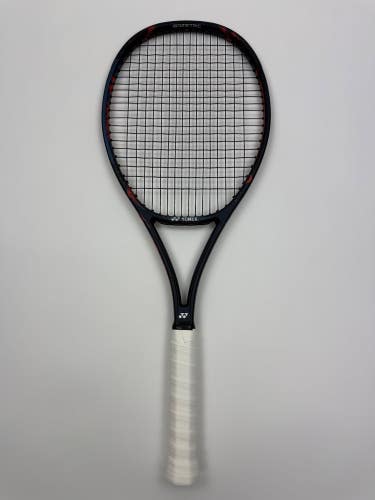 Yonex Vcore Pro 97 310 2019, 4 1/2 Excellent 9.5/10