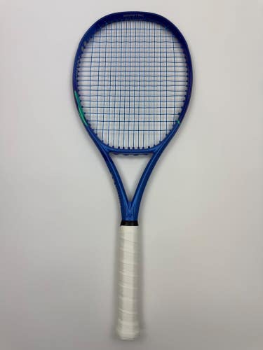 Yonex Ezone 98 Tour 2025, 4 3/8 Excellent 9/10