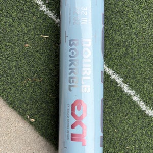 2025 Easton Ghost Unlimited Composite Bat (-10) 22 oz 32" (New)