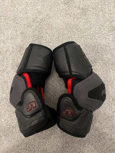 Senior Large CCM U+ CL Elbow Pads (New)
